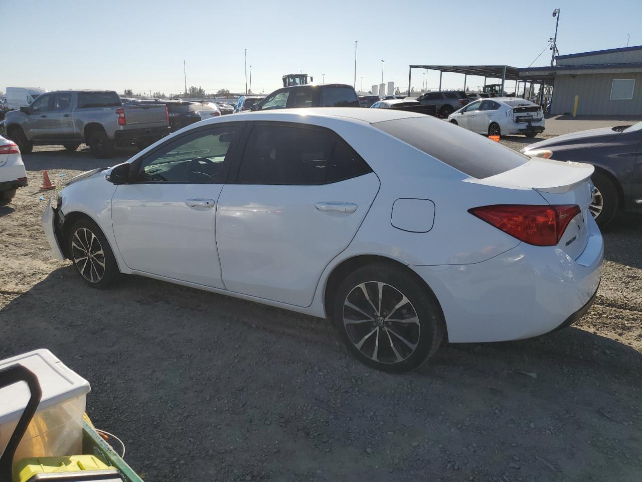 2019 Toyota Corolla VIN 5YFBURHE6KP885637 Copart auction photo, front end damage thumbnail 2