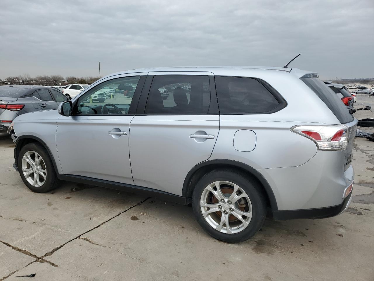 2015 Mitsubishi Outlander VIN JA4AD3A36FZ007391 Copart auction photo, front end damage thumbnail 2