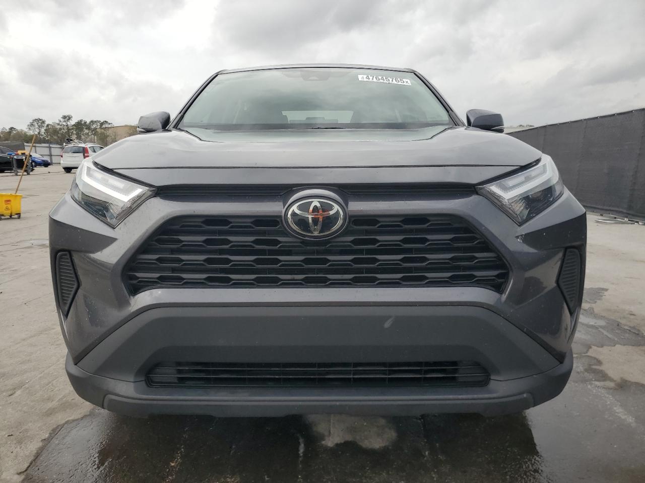 2023 Toyota RAV 4 VIN 2T3K1RFV9PC249224 Copart auction photo, side / front end damage thumbnail 5
