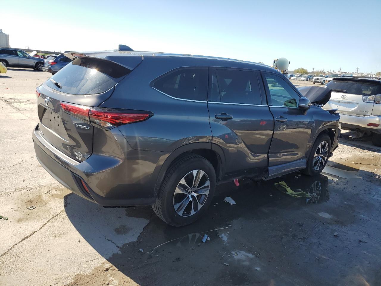 2020 Toyota Highlander VIN 5TDGARAH2LS503101 Copart auction photo, front end damage thumbnail 3