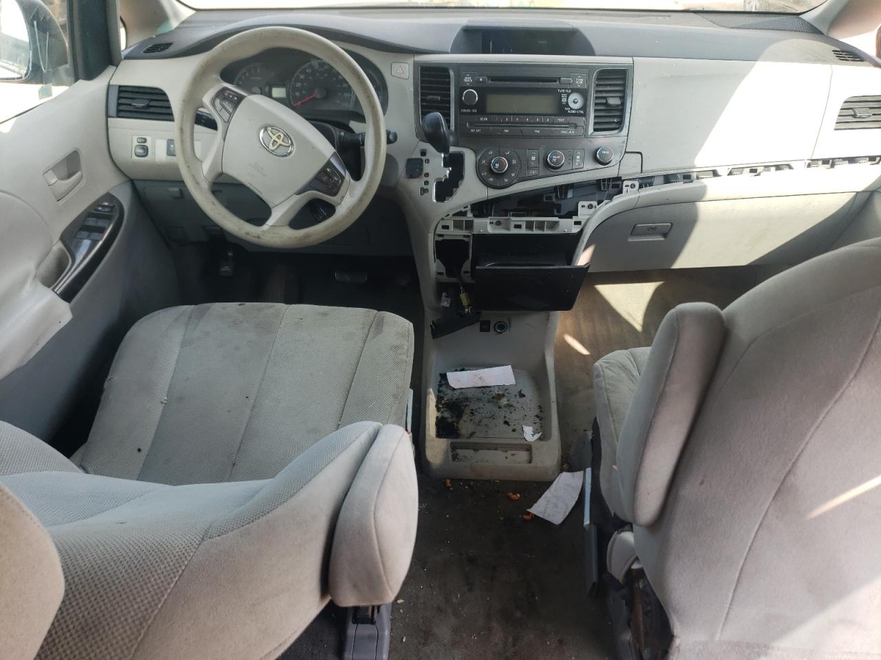 2011 Toyota Sienna VIN 5TDKA3DC4BS007741 Copart auction photo, side damage thumbnail 8