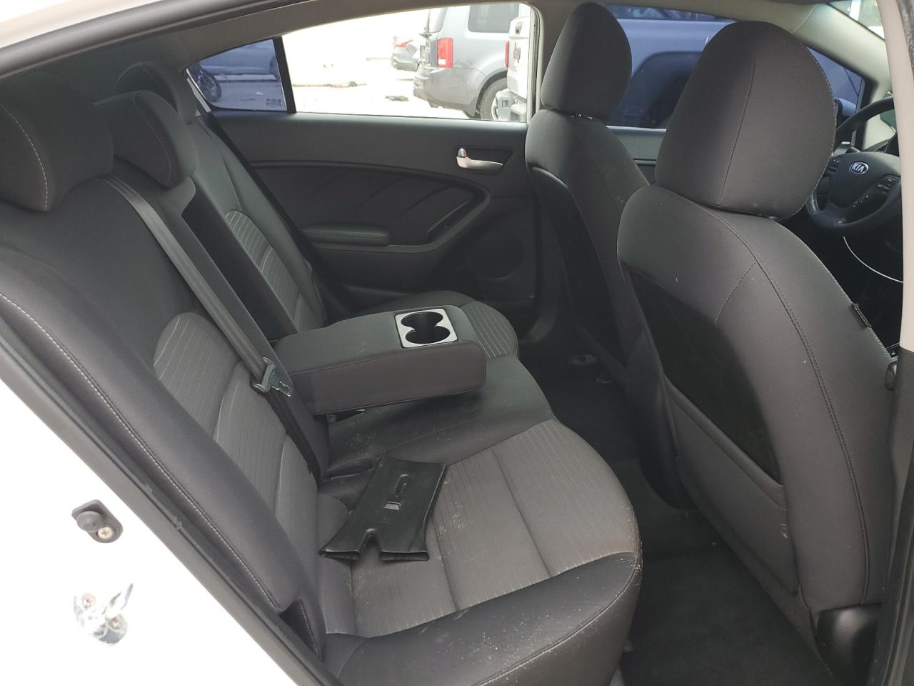 2017 KIA Forte VIN 3KPFL4A73HE008147 Copart auction photo, side / rear end damage thumbnail 10