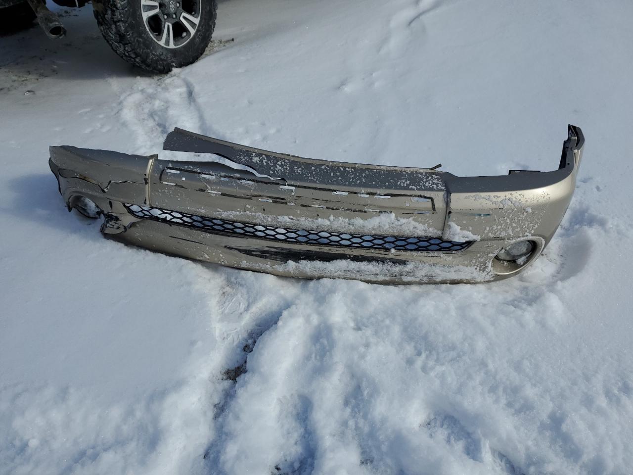 2005 Toyota Tundra VIN 5TBET34185S482215 Copart auction photo, front end / rear end damage thumbnail 12