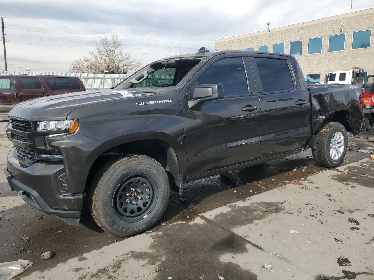 2021 Chevrolet Silverado VIN 1GCPYEEK9MZ358035