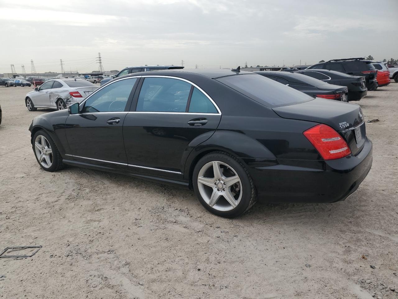 2010 Mercedes-Benz S-klasse VIN WDDNG7BB2AA341913 Copart auction photo, front end / minor dent/scratches damage thumbnail 2