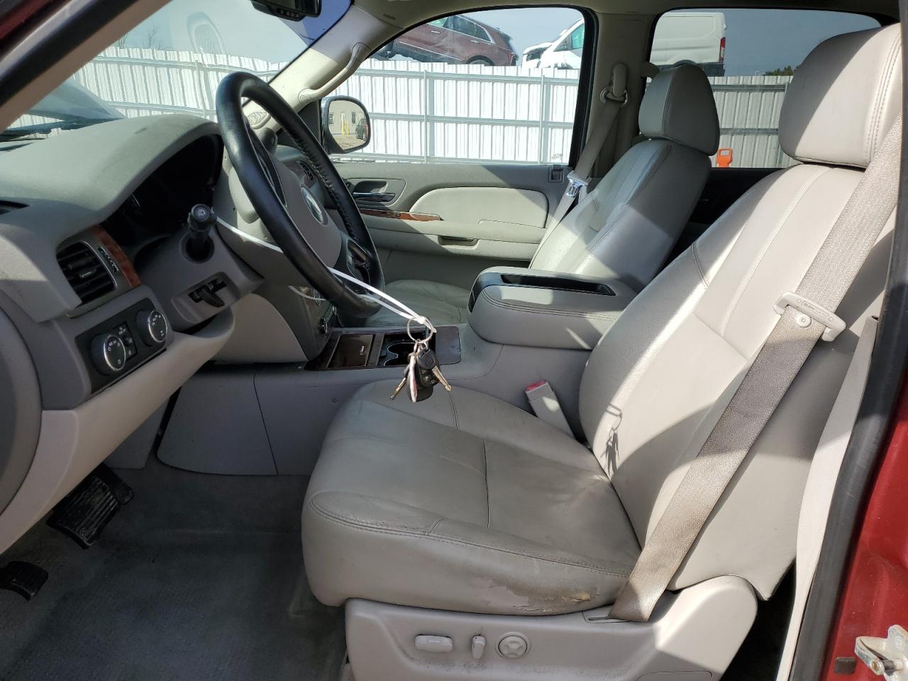 2008 Chevrolet Suburban VIN 3GNFK16308G110492 Copart auction photo, mechanical damage thumbnail 7