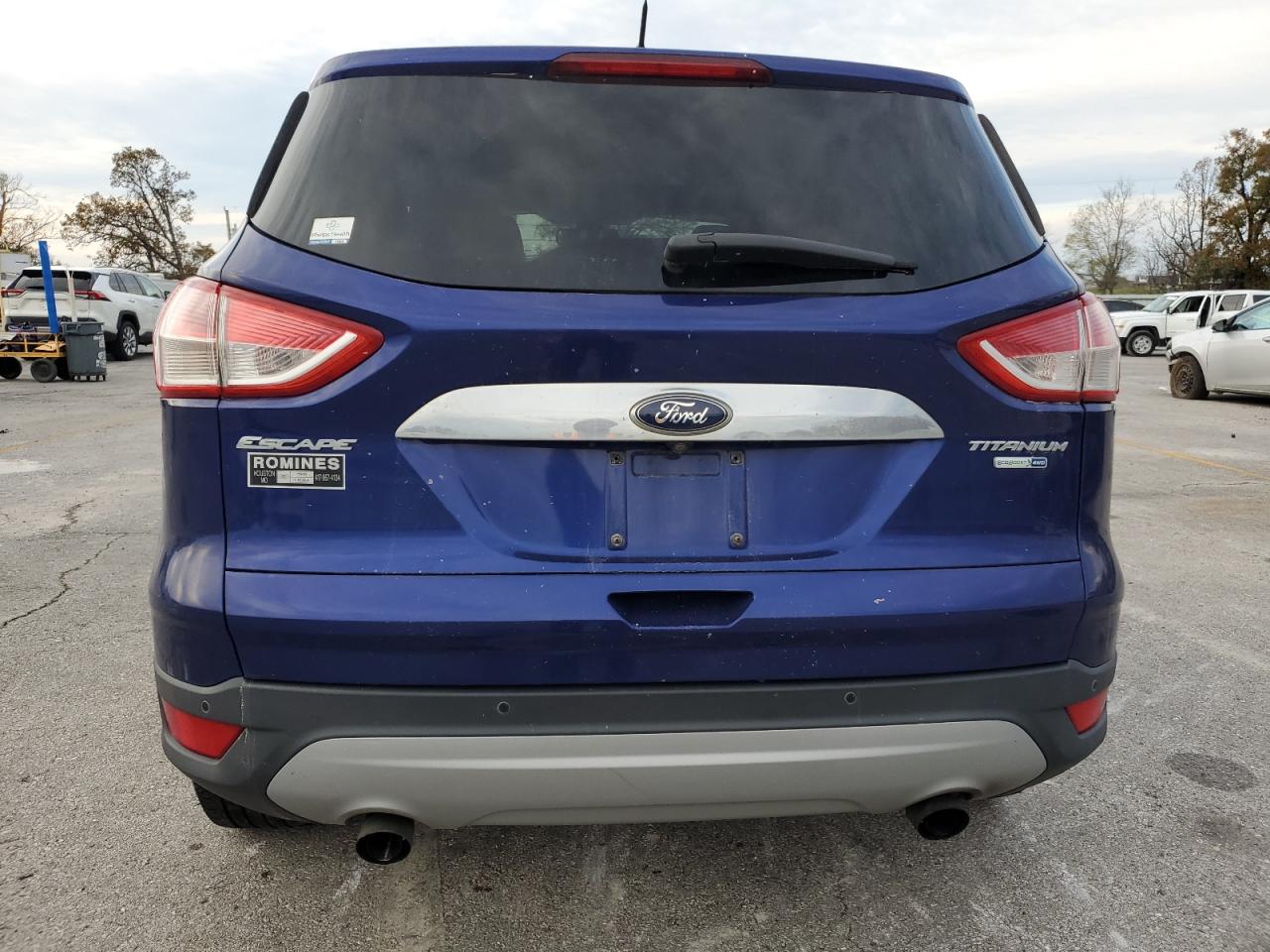 2015 Ford Escape VIN 1FMCU9J9XFUC12467 Copart auction photo, water/flood damage thumbnail 6
