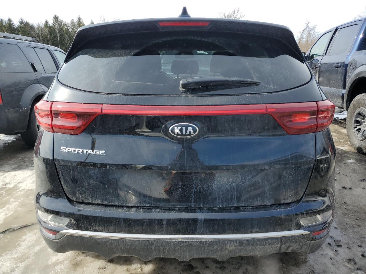 2020 KIA Sportage VIN KNDPMCAC9L7732281 Copart auction photo, vandalism damage thumbnail 6
