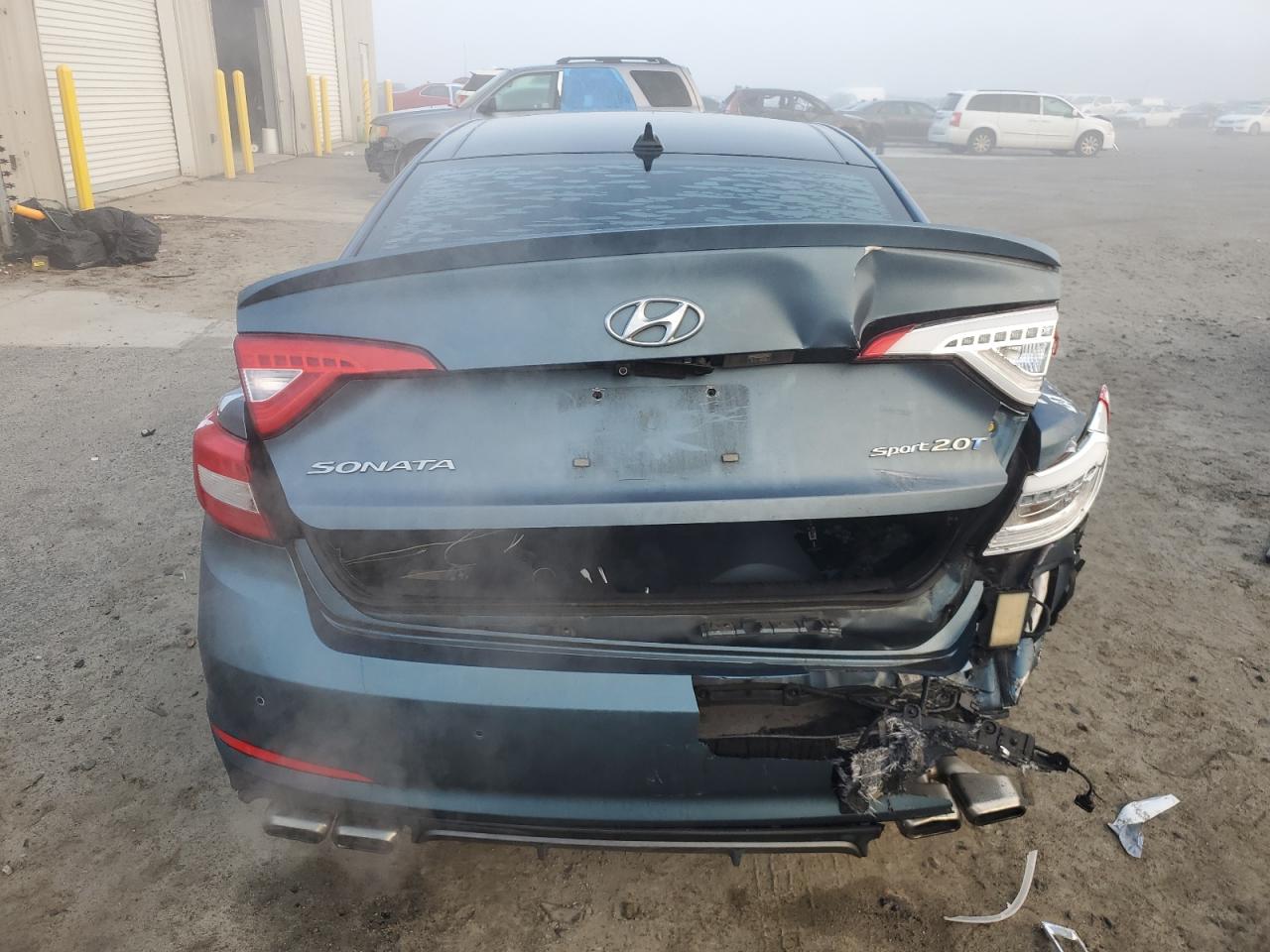 2015 Hyundai Sonata VIN 5NPE34ABXFH083470 Copart auction photo, rear end damage thumbnail 6