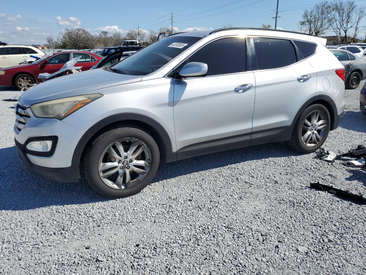 2013 Hyundai Santa Fe VIN 5XYZU3LA1DG064842