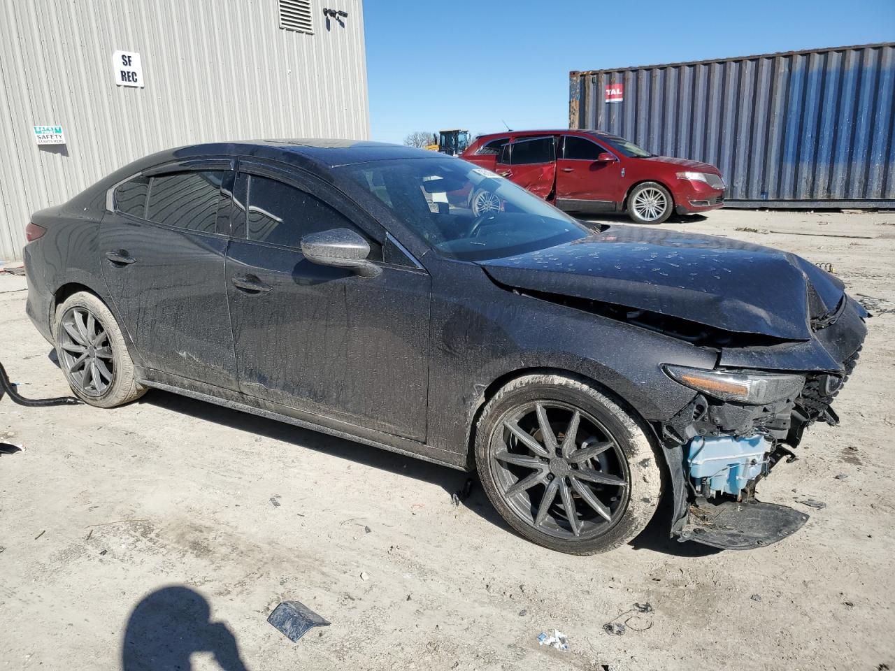 2019 Mazda 3 VIN 3MZBPAEM0KM105138 Copart auction photo, front end damage thumbnail 4