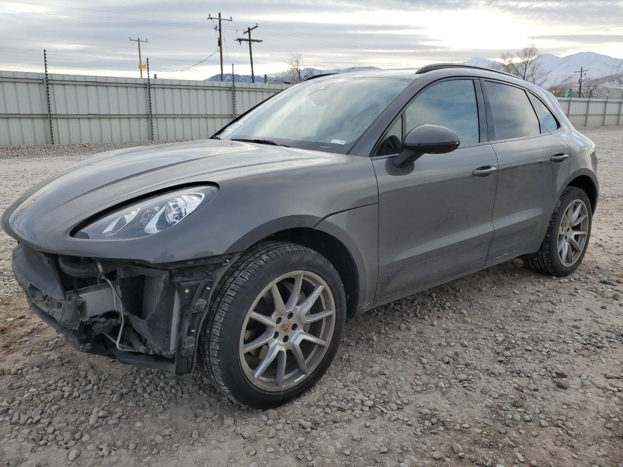 2018 Porsche Macan VIN WP1AB2A58JLB33737
