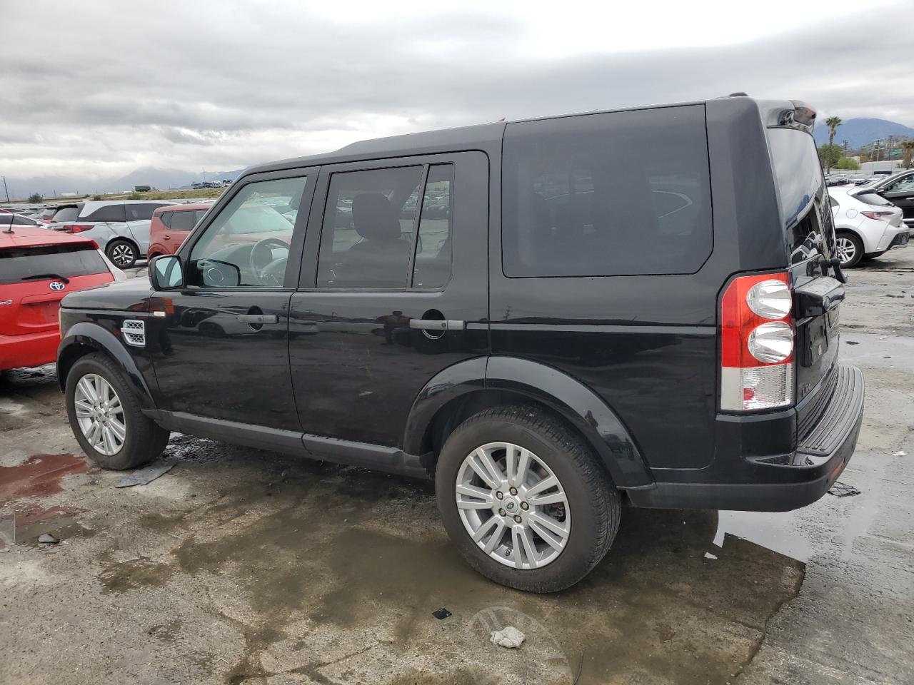 2011 Land Rover LR4 VIN SALAK2D43BA587646 Copart auction photo, minor dent/scratches damage thumbnail 2