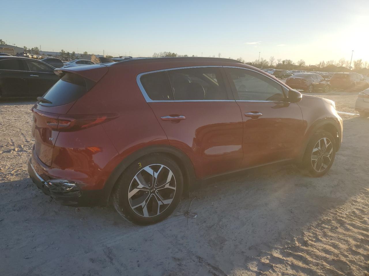 2020 KIA Sportage VIN KNDPN3AC8L7786281 Copart auction photo, rear end / side damage thumbnail 3