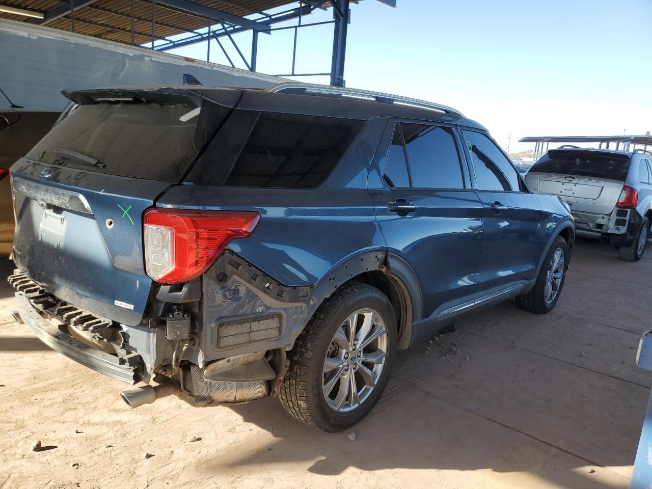 2020 Ford Explorer VIN 1FMSK7FH6LGA82087 Copart auction photo, vandalism / rear end damage thumbnail 3