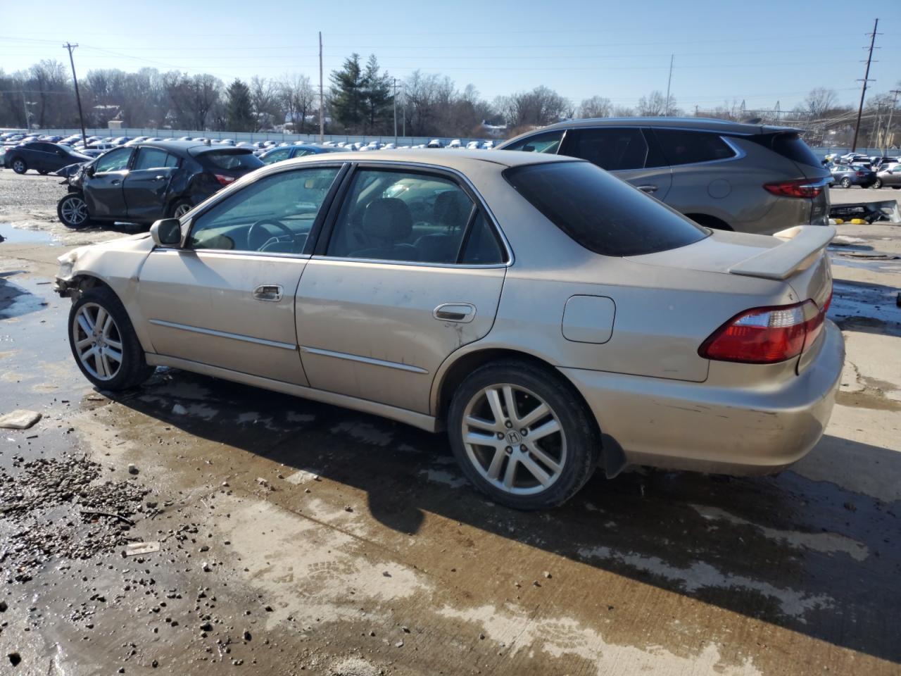 2000 Honda Accord VIN 1HGCG1657YA057319 Copart auction photo, front end damage thumbnail 2