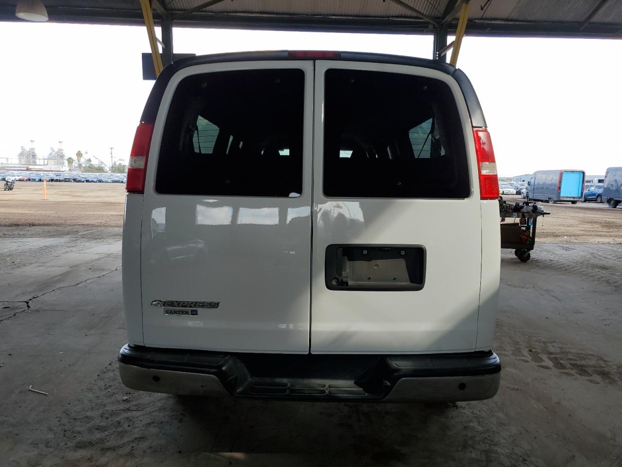 2019 Chevrolet Express VIN 1GAZGPFGXK1367770 Copart auction photo, normal wear damage thumbnail 6