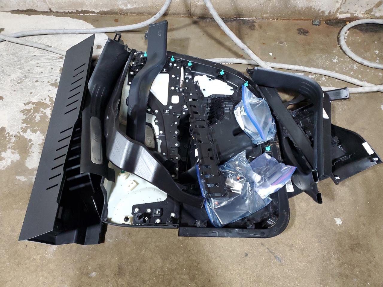 2019 Jeep Grand Cherokee VIN 1C4PJLDB5KD392252 Copart auction photo, vandalism / front end damage thumbnail 13