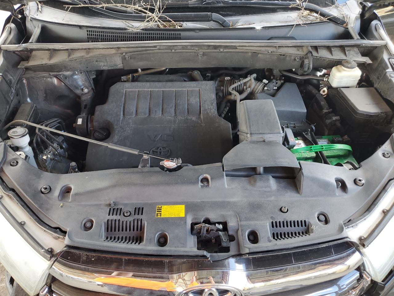 2015 Toyota Highlander VIN 5TDYKRFH3FS120119 Copart auction photo, front end damage thumbnail 11