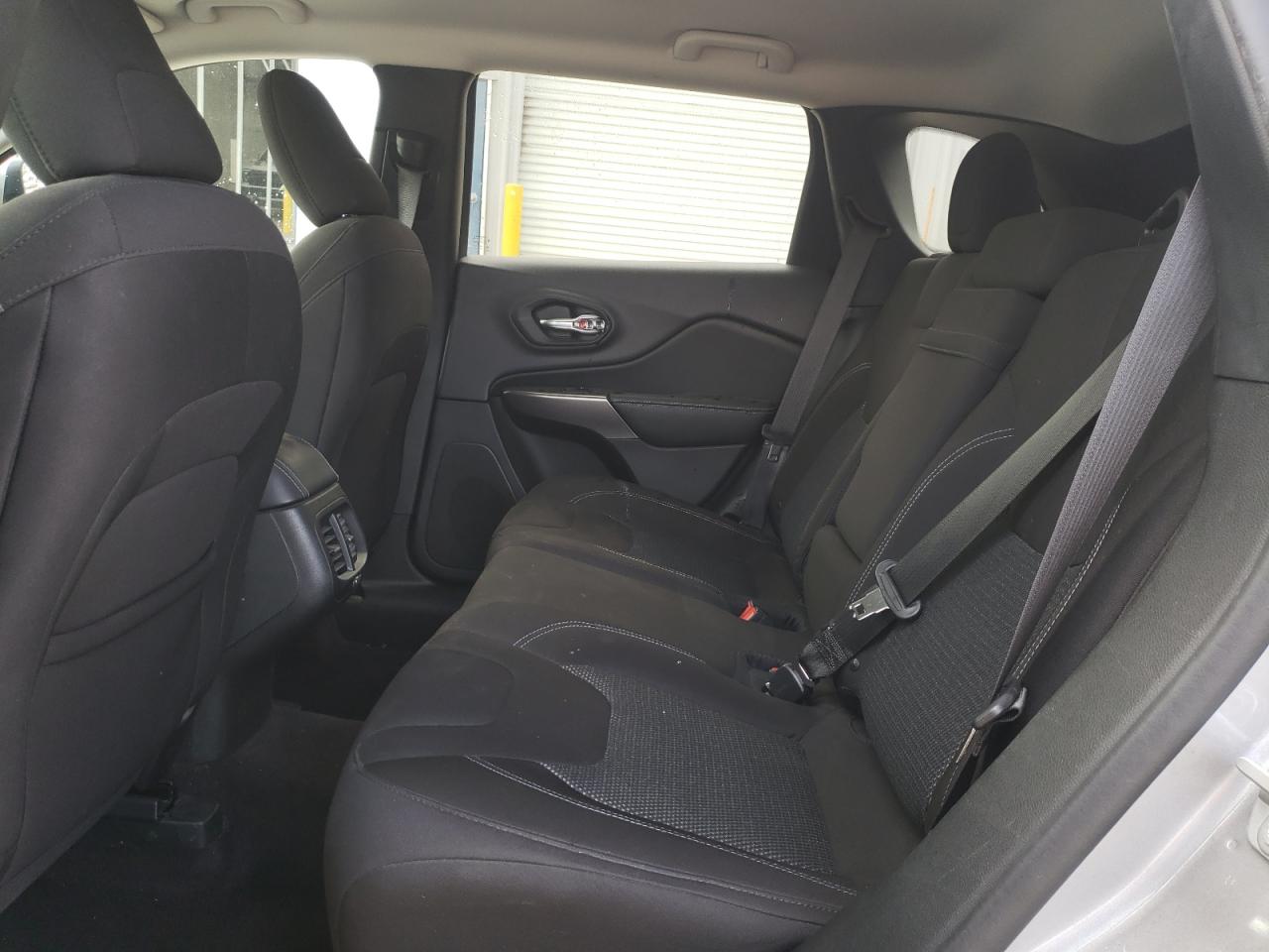 2019 Jeep Grand Cherokee VIN 1C4PJLCB4KD222742 Copart auction photo, front end / side damage thumbnail 11