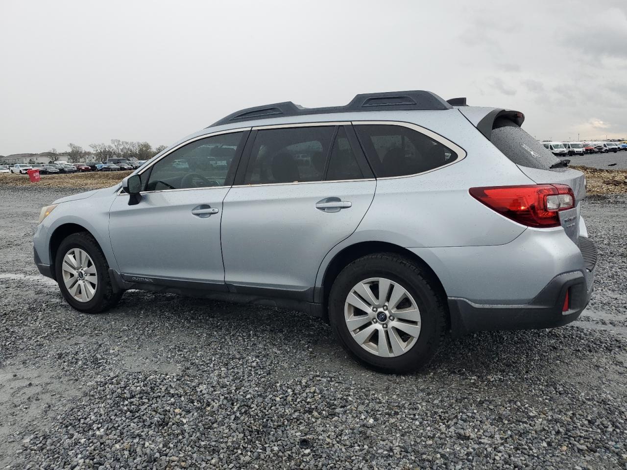 2018 Subaru Outback VIN 4S4BSADC1J3218800 Copart auction photo, side damage thumbnail 2