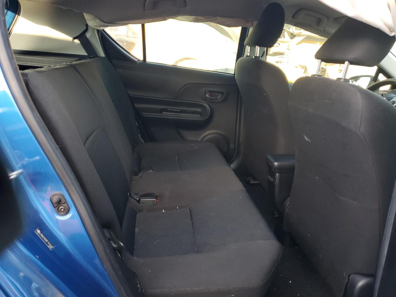 2015 Toyota Prius VIN JTDKDTB33F1576187 Copart auction photo, front end damage thumbnail 11