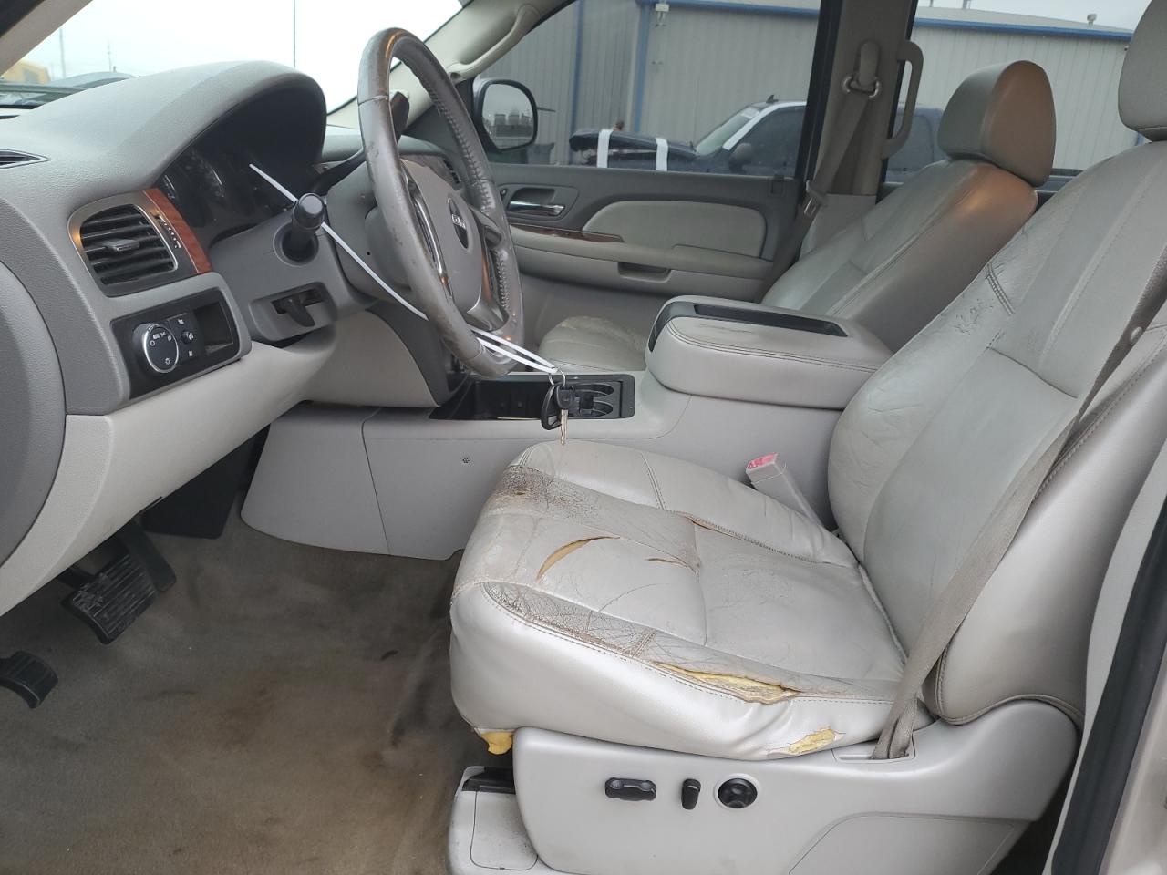2007 GMC Sierra VIN 2GTEC13J571514500 Copart auction photo, side / minor dent/scratches damage thumbnail 7