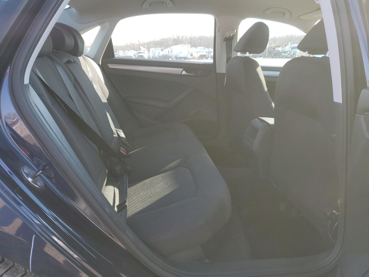 2014 Volkswagen Passat VIN 1VWAP7A3XEC024486 Copart auction photo, front end damage thumbnail 10