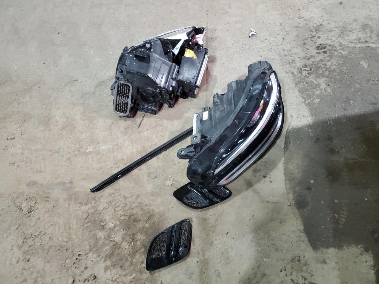 2024 Genesis G70 VIN KMTG34SC6RU140145 Copart auction photo, front end / side damage thumbnail 12