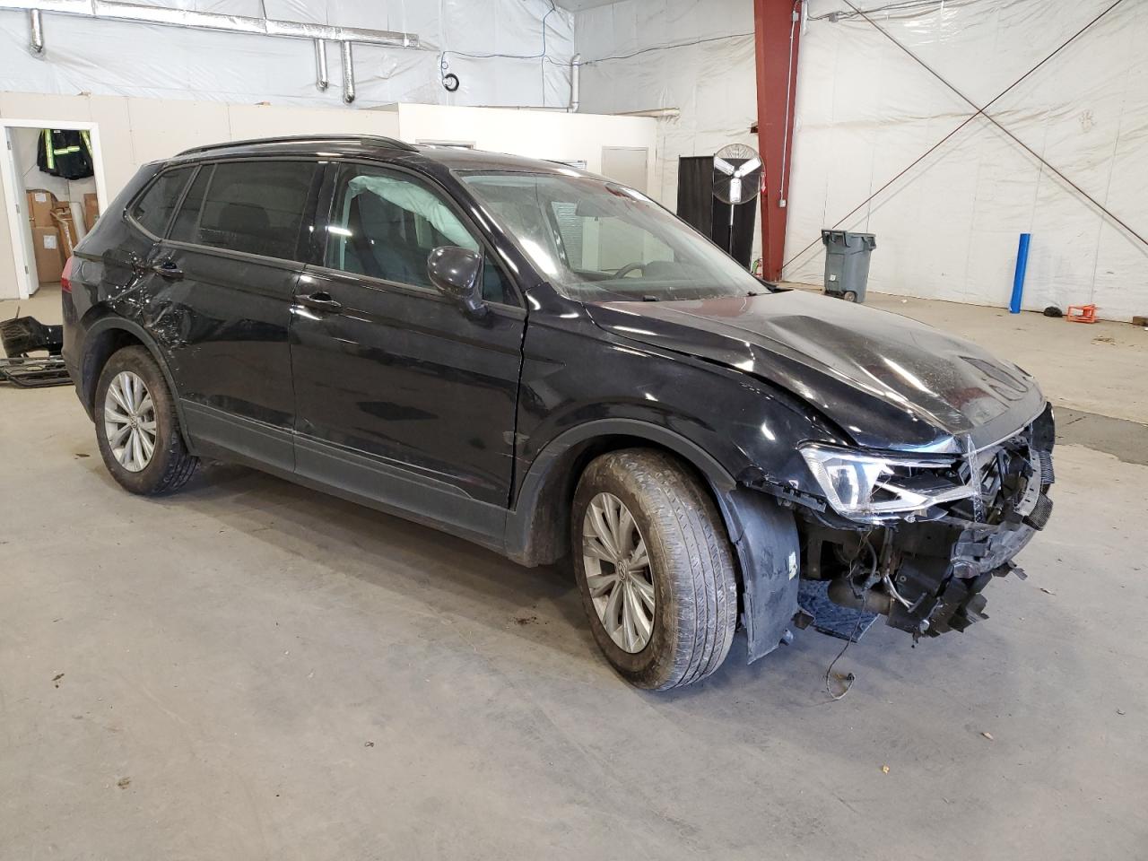 2019 Volkswagen Tiguan VIN 3VV1B7AX7KM186513 Copart auction photo, all over / undercarriage damage thumbnail 4