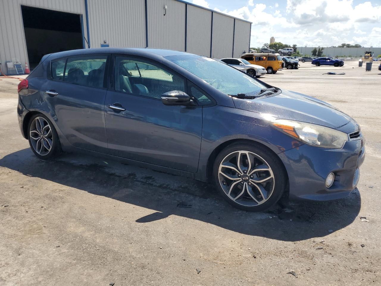 2016 KIA Forte VIN KNAFZ5A35G5496915 Copart auction photo, rear end damage thumbnail 4