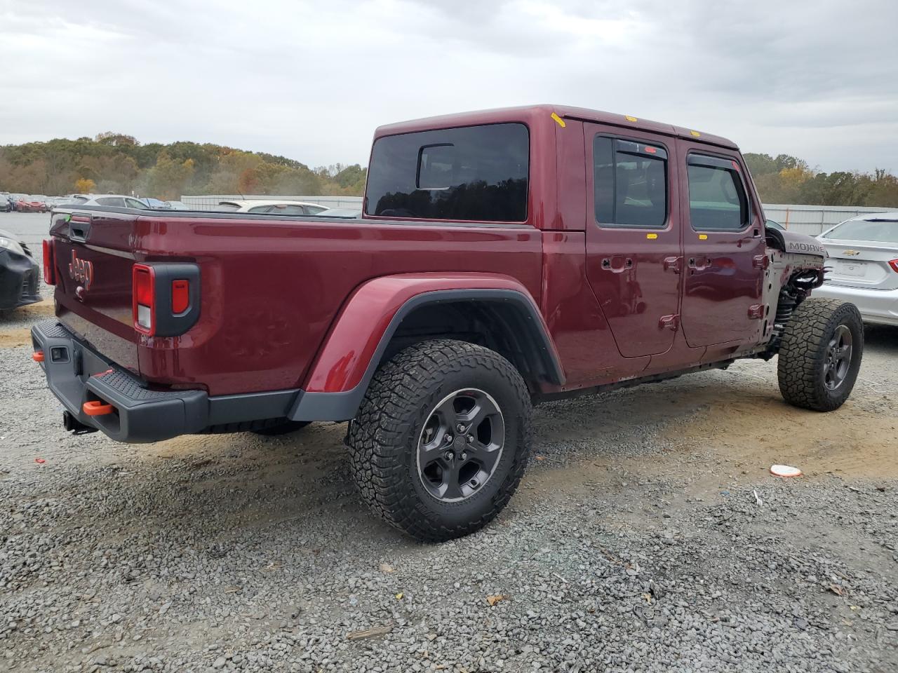 2021 Jeep Gladiator VIN 1C6JJTEG3ML572331 Copart auction photo, front end damage thumbnail 3