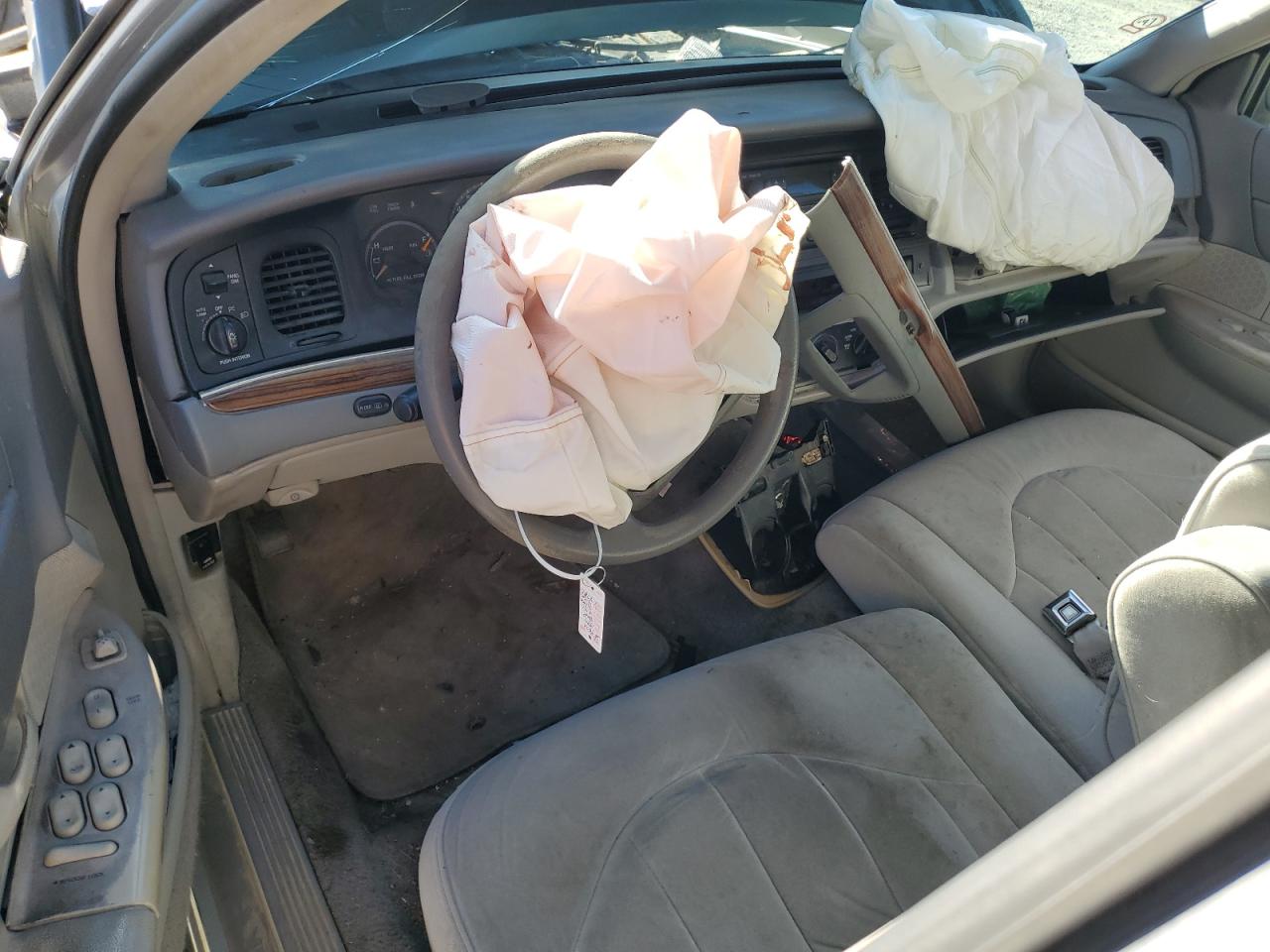 1997 Ford Crown Victoria VIN 2FALP73W4VX218782 Copart auction photo, all over damage thumbnail 8