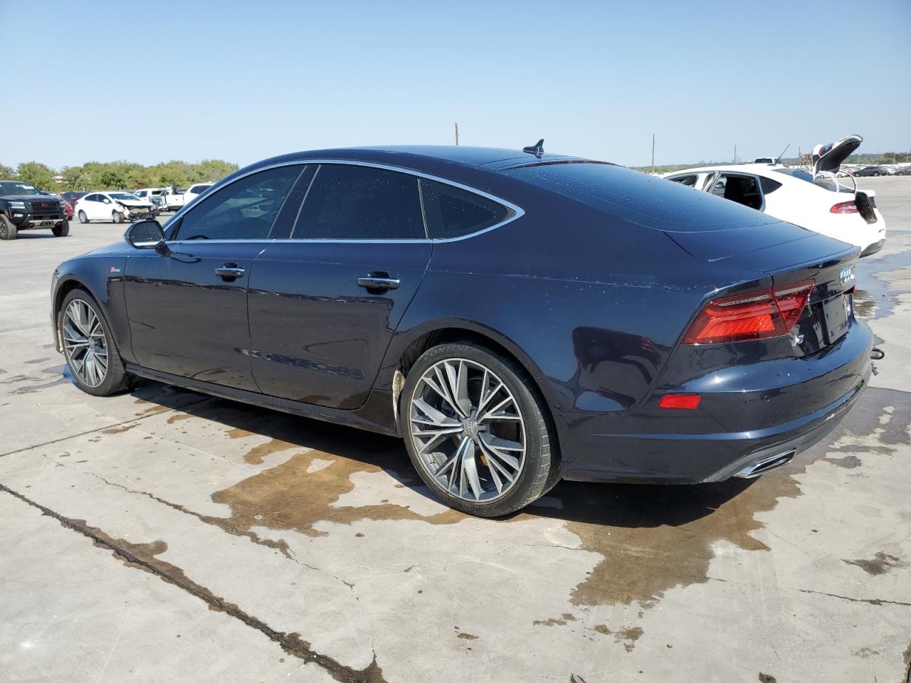 2016 Audi A7 VIN WAUWGAFC8GN178195 Copart auction photo, burn - interior damage thumbnail 2