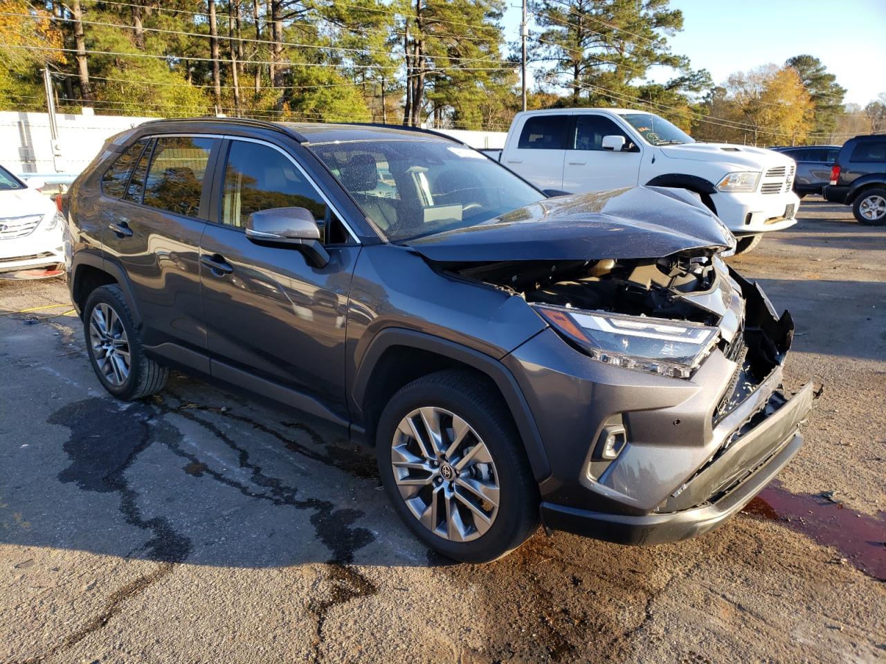 2023 Toyota RAV 4 VIN 2T3C1RFVXPC226331 Copart auction photo, front end damage thumbnail 4