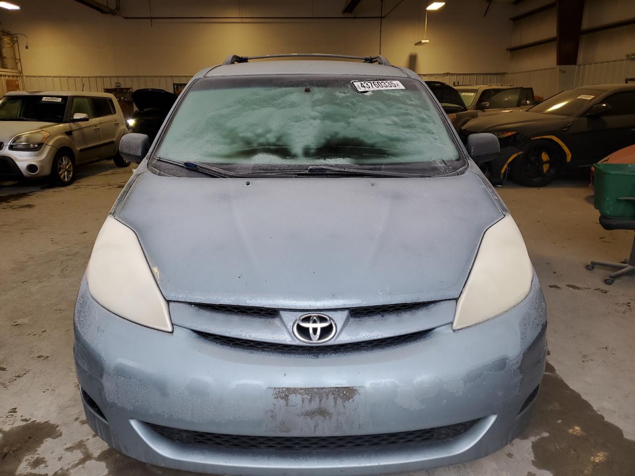 2008 Toyota Sienna VIN 5TDZK23C58S208161 Copart auction photo, side damage thumbnail 5