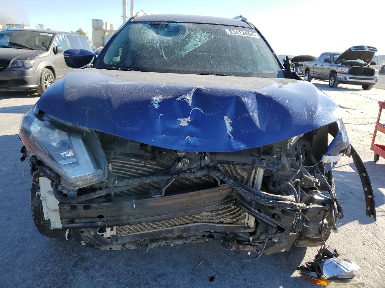2018 Nissan Rogue VIN 5N1AT2MT2JC758607 Copart auction photo, front end / side damage thumbnail 5