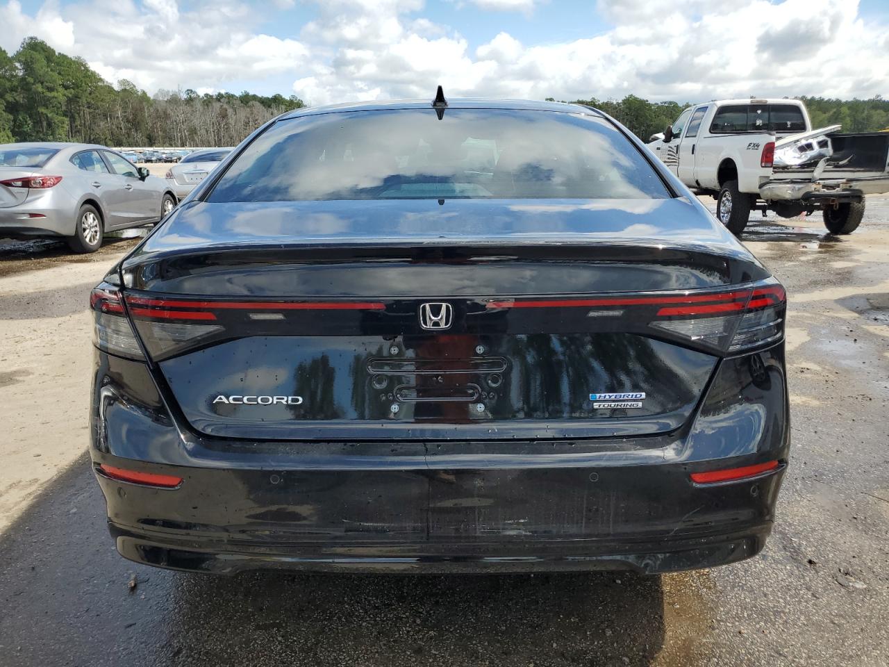 2024 Honda Accord VIN 1HGCY2F82RA053953 Copart auction photo, side / front end damage thumbnail 6