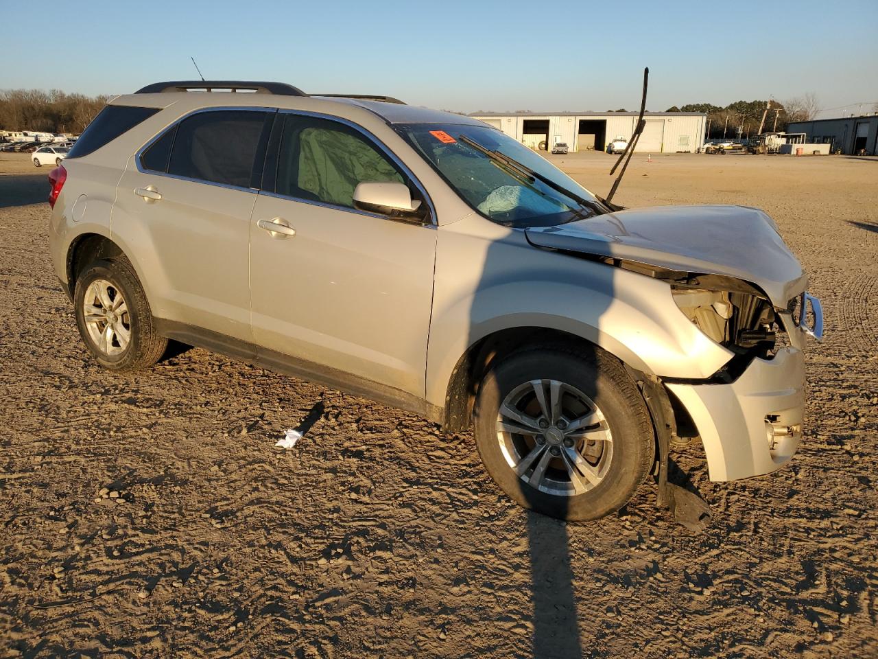 2012 Chevrolet Equinox VIN 2GNFLDE5XC6208371 Copart auction photo, front end / minor dent/scratches damage thumbnail 4