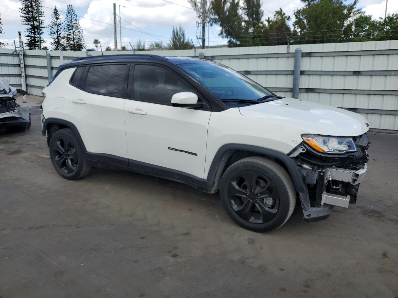 2021 Jeep Compass VIN 3C4NJCBB7MT535368 Copart auction photo, front end / rear end damage thumbnail 4