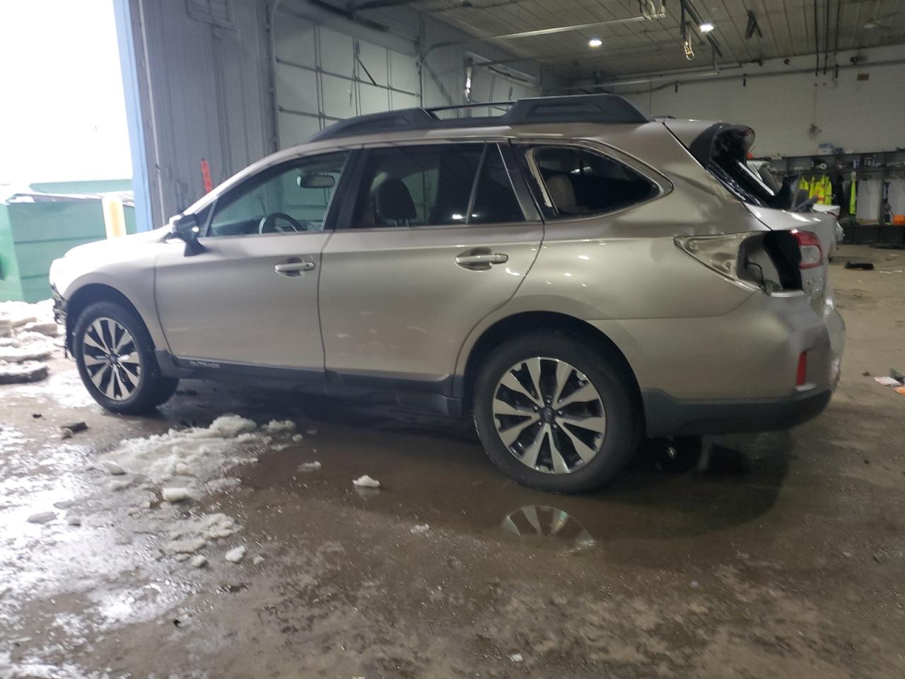 2015 Subaru Outback VIN 4S4BSBNC1F3258208 Copart auction photo, front end / rear end damage thumbnail 2