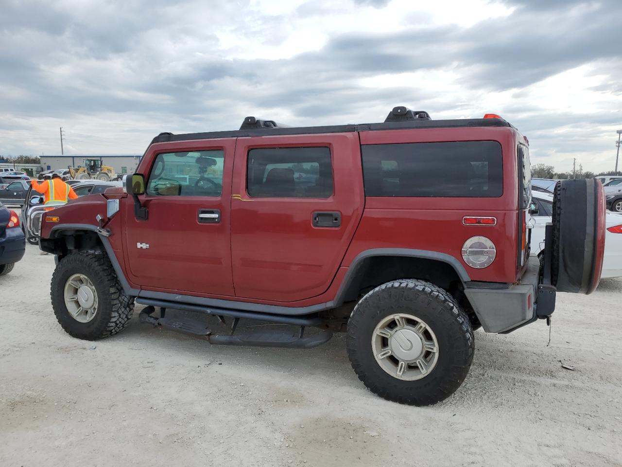 2004 Hummer H2 VIN 5GRGN23U34H104305 Copart auction photo, water/flood / minor dent/scratches damage thumbnail 2