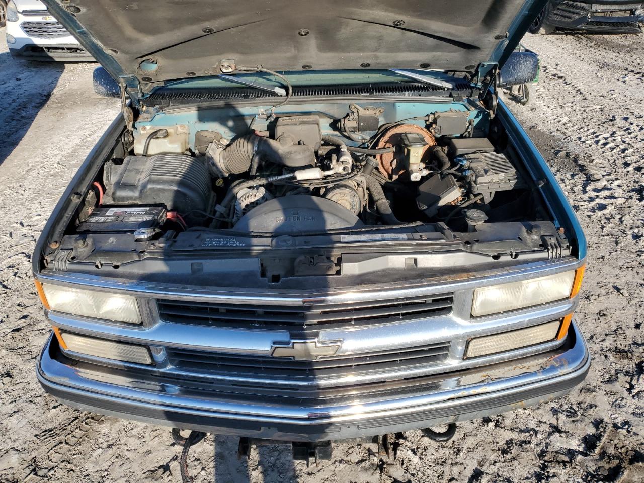 1997 Chevrolet GMT-400 VIN 2GCEK19R4V1115820 Copart auction photo, side damage thumbnail 11