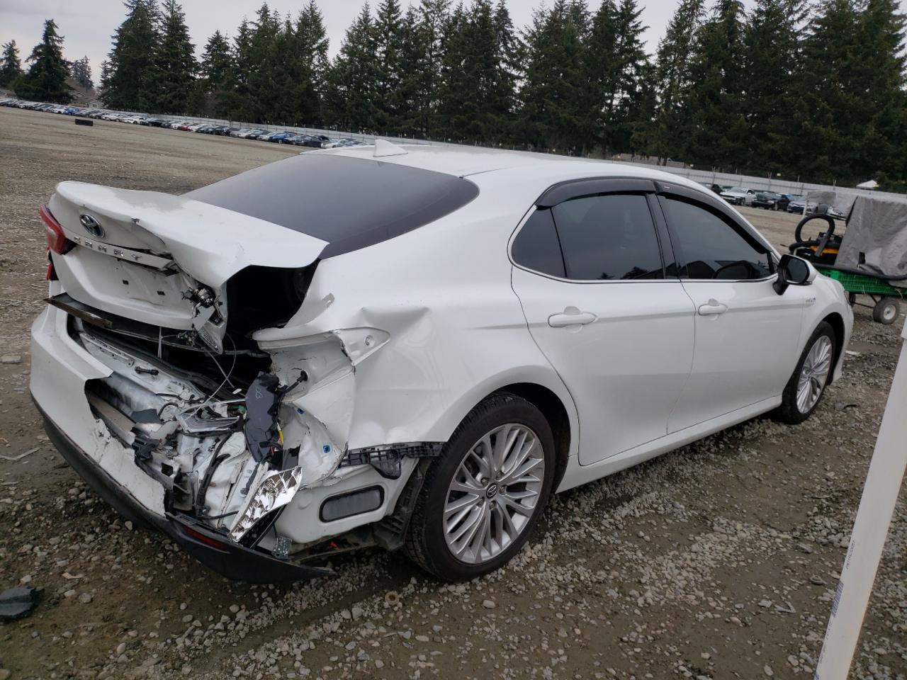 2020 Toyota Camry VIN 4T1F31AKXLU010440 Copart auction photo, rear end damage thumbnail 3
