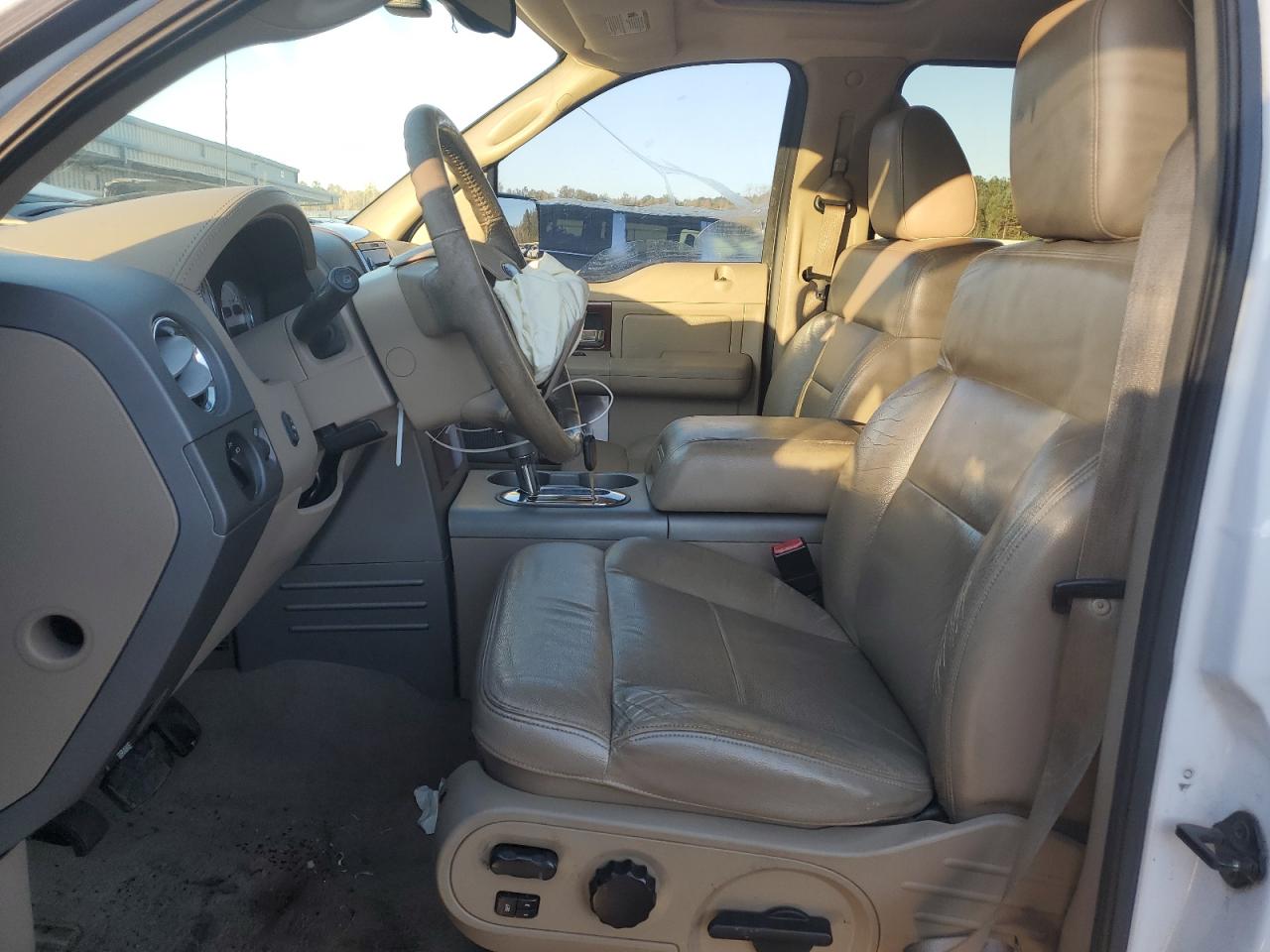 2005 Ford F-150 VIN 1FTPW14515KE85432 Copart auction photo, front end damage thumbnail 7