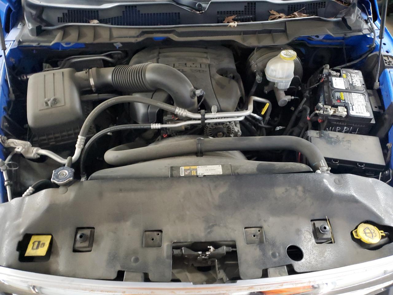 2019 RAM 1500 VIN 1C6RR7LT3KS513544 Copart auction photo, stripped / minor dent/scratches damage thumbnail 12