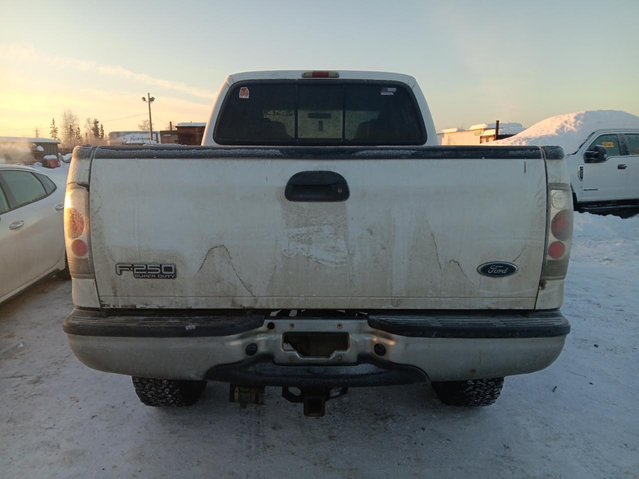 2004 Ford F250 VIN 1FTNW21S74EC22172 Copart auction photo, all over damage thumbnail 6