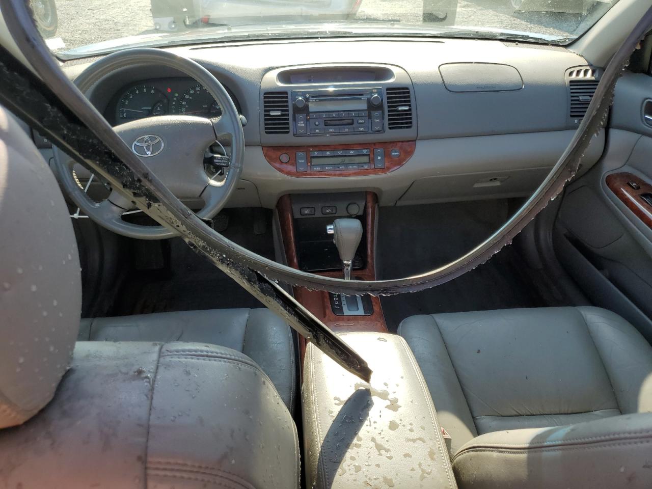 2002 Toyota Camry VIN JTDBF30K520019897 Copart auction photo, top/roof / water/flood damage thumbnail 8