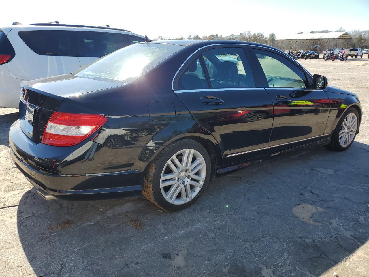 2009 Mercedes-Benz C-klasse VIN WDDGF54X09F239159 Copart auction photo, side damage thumbnail 3