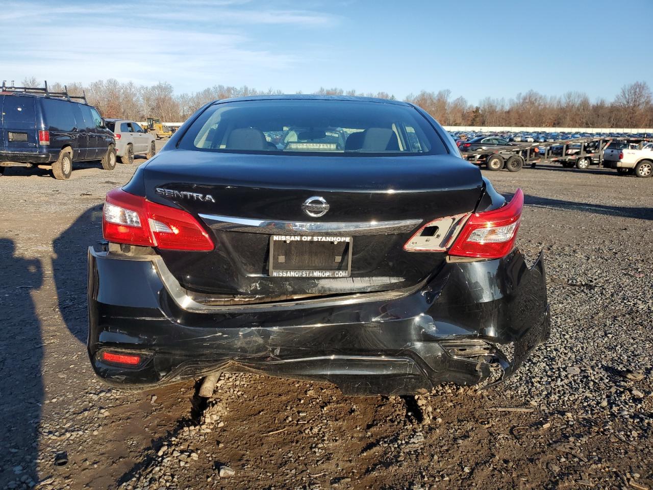 2017 Nissan Sentra VIN 3N1AB7APXHY280713 Copart auction photo, rear end damage thumbnail 6